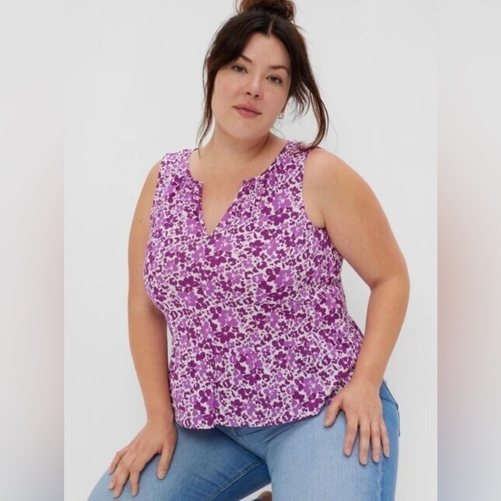 🆕GAP - Floral Sleeveless V Neck Blouse